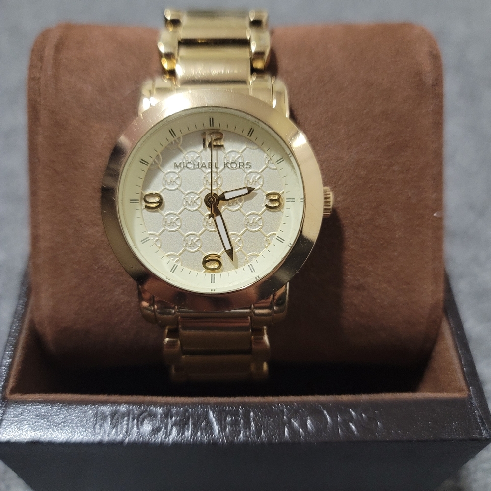 🤎Michael Kors Watch
